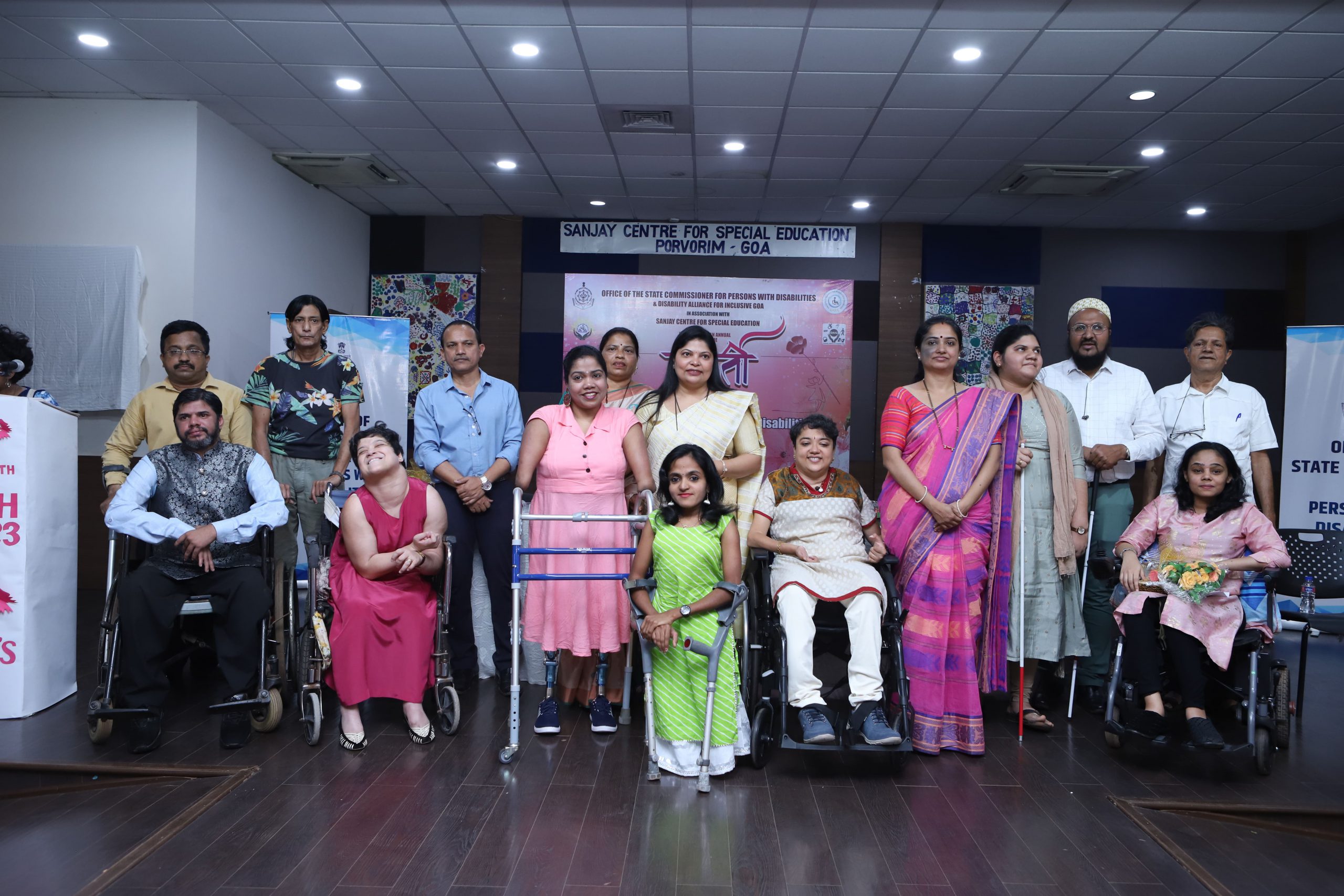 Ms. Preethi Srinivasan, Founder, Soulfree along with Smt. Sulakshana Sawant, President, Padmini Foundation, Smt. Alka Phal Dessai, State Executive Member, BJP, and women with disabilities who were felicitated on the occasion of Women's Day.